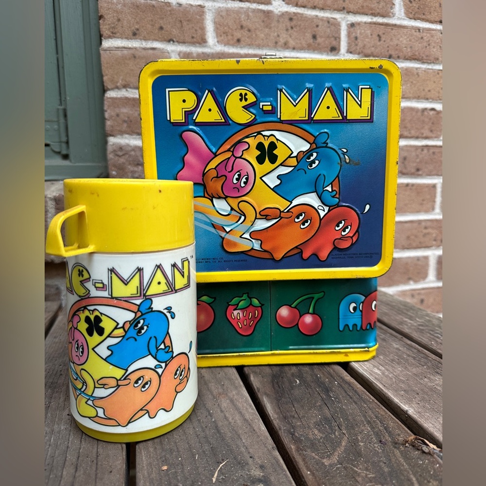 Vintage 1980 Pac-Man lunchbox with thermos